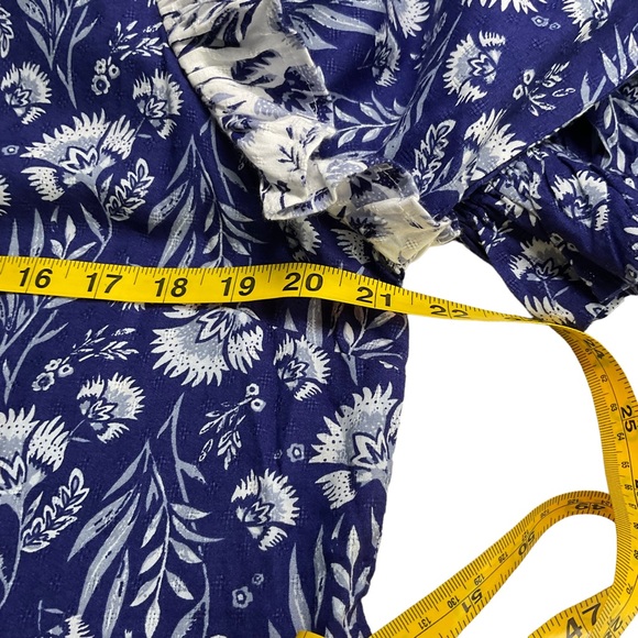 NWT Universal Thread Blue Floral 3/4 Puff Sleeve Peplum Boho Style Top Size L - Picture 11 of 14